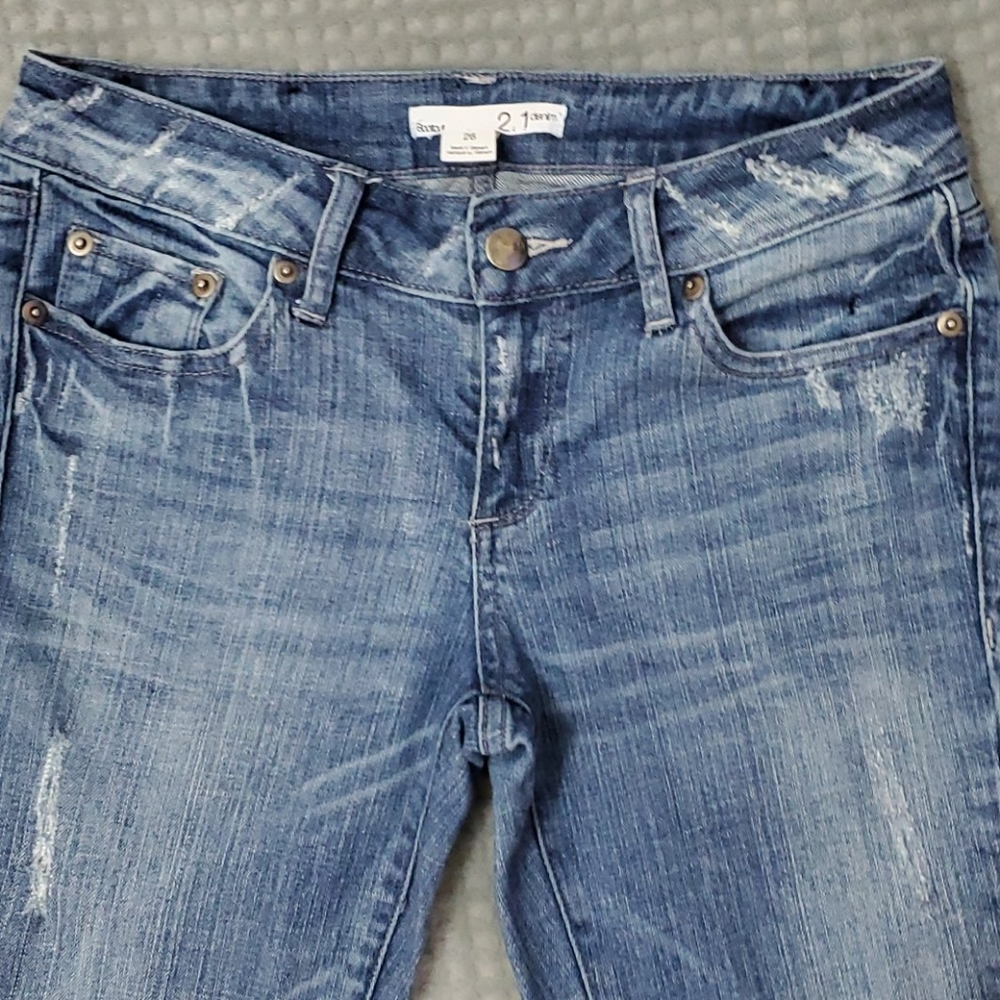 Bootcut Jeans - Picture 2 of 6